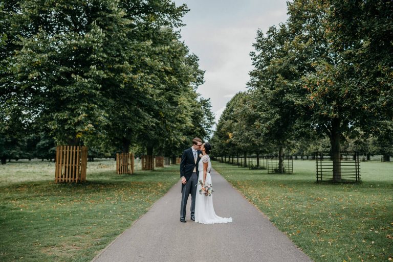 Elegant Hampton Court House Wedding / Kate & Chris